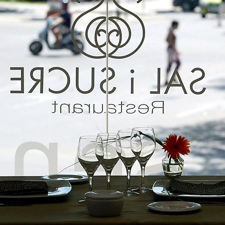 Hotel Ciutat Igualada ภายนอก รูปภาพ