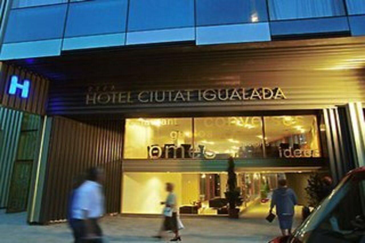 Hotel Ciutat Igualada ภายนอก รูปภาพ