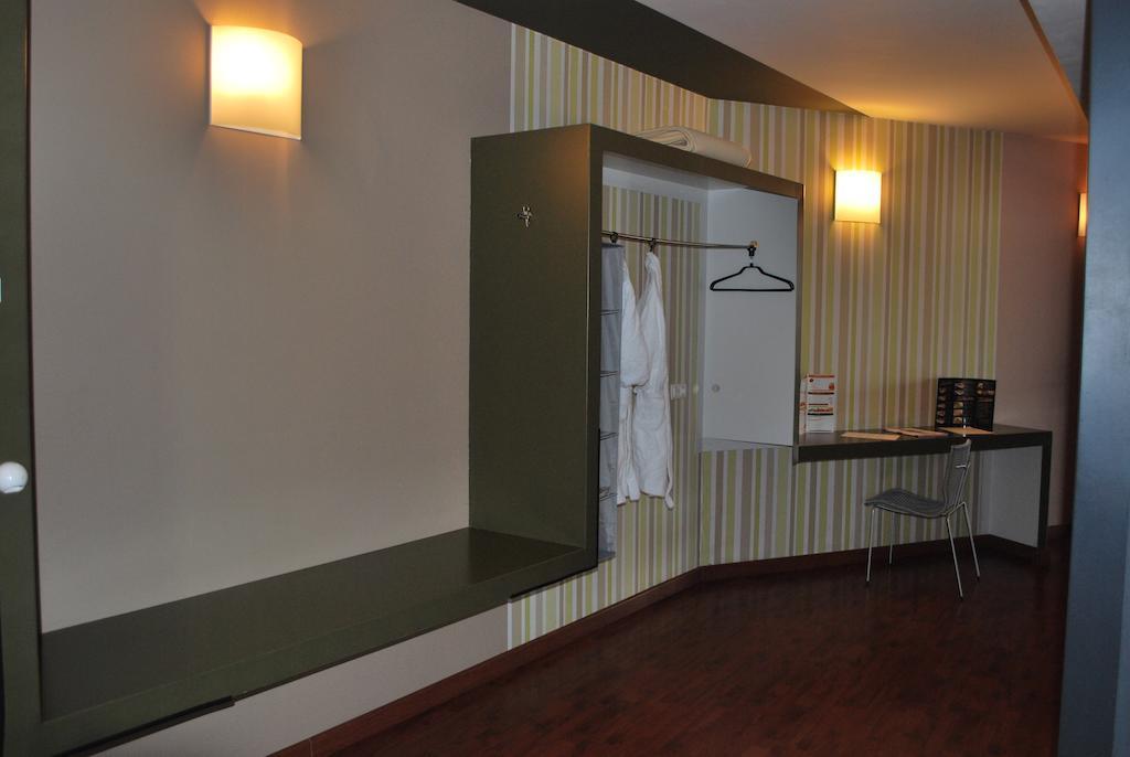 Hotel Ciutat Igualada ห้อง รูปภาพ