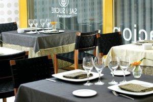 Hotel Ciutat Igualada ภายนอก รูปภาพ